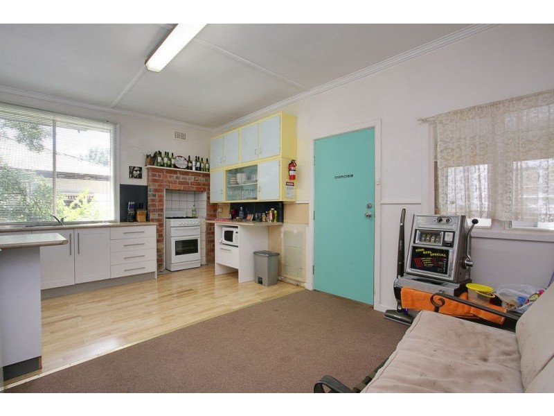 6 Albert Avenue, Boronia VIC 3155