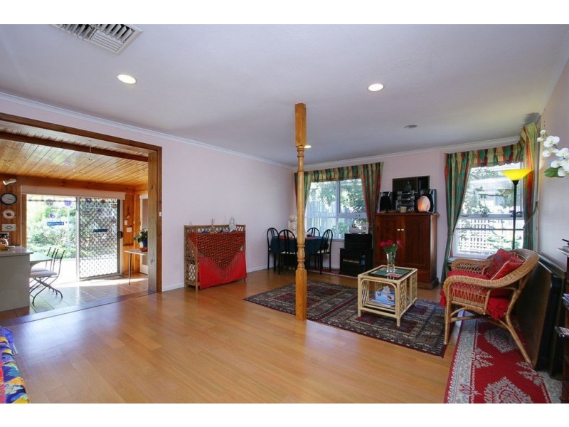 12 Sheppard Drive, Scoresby VIC 3179