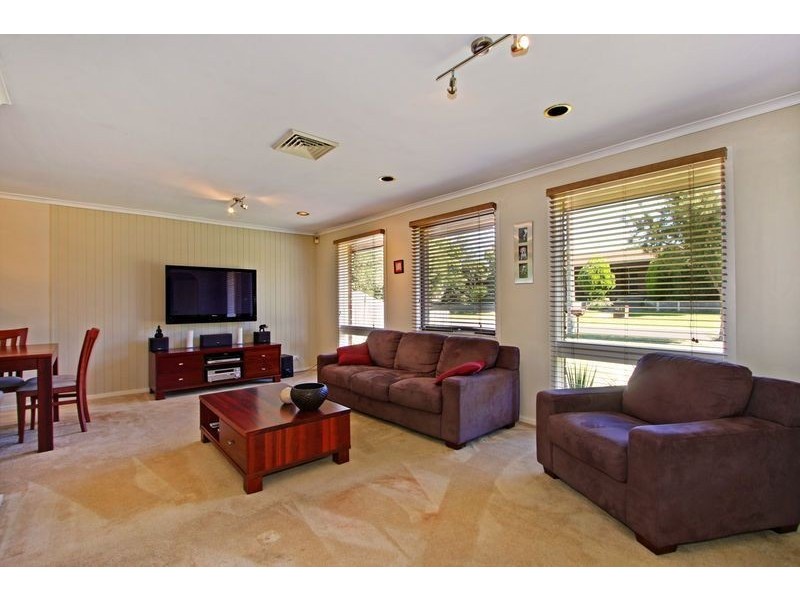 2 Twin Court, Ferntree Gully VIC 3156