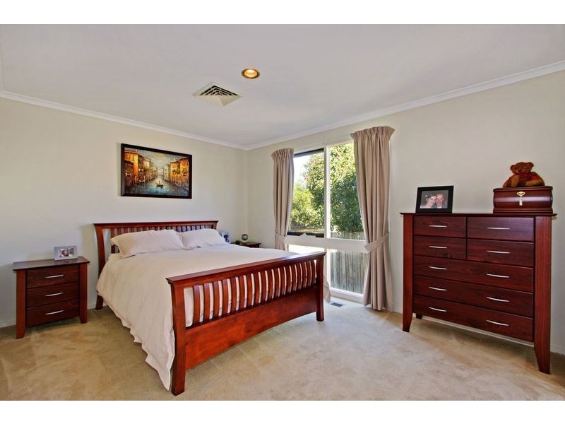 2 Twin Court, Ferntree Gully VIC 3156