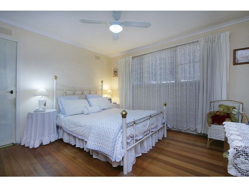 6 Vaughan Road, Ferntree Gully VIC 3156