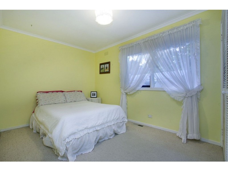 6 Vaughan Road, Ferntree Gully VIC 3156