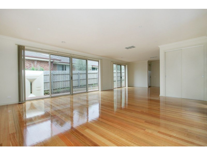 2/4 Janville Street, Boronia VIC 3155