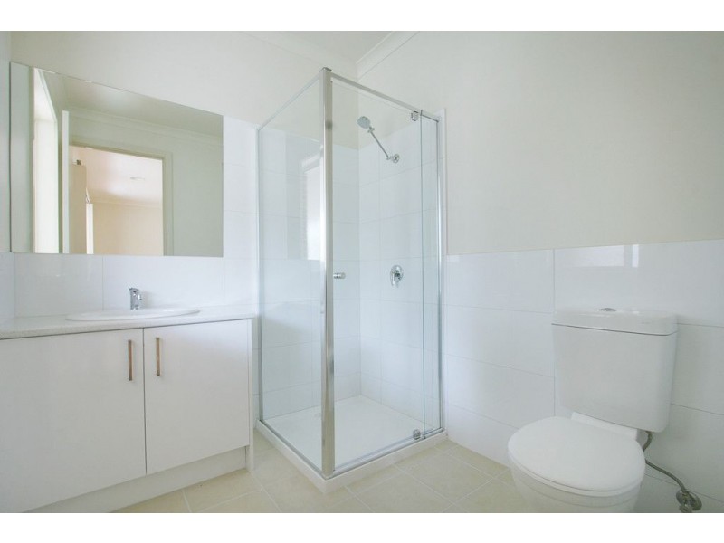 2/4 Janville Street, Boronia VIC 3155