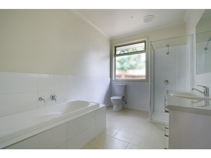 2/4 Janville Street, Boronia VIC 3155