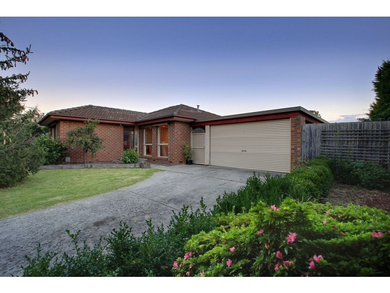 8 Wimborne Court, Bayswater North VIC 3153