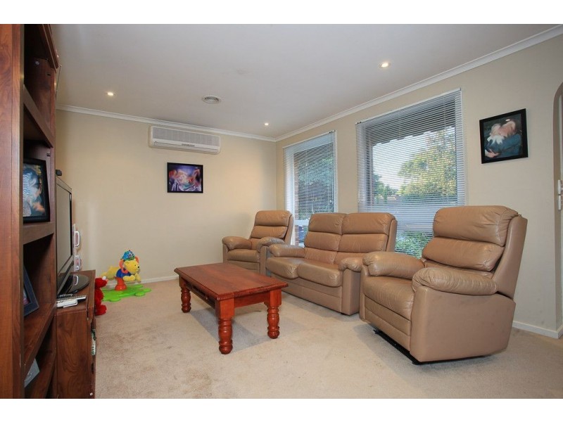 8 Wimborne Court, Bayswater North VIC 3153