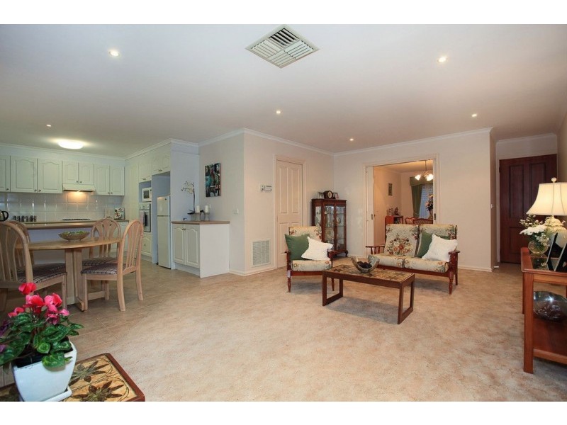 3 Warbler Court, Boronia VIC 3155