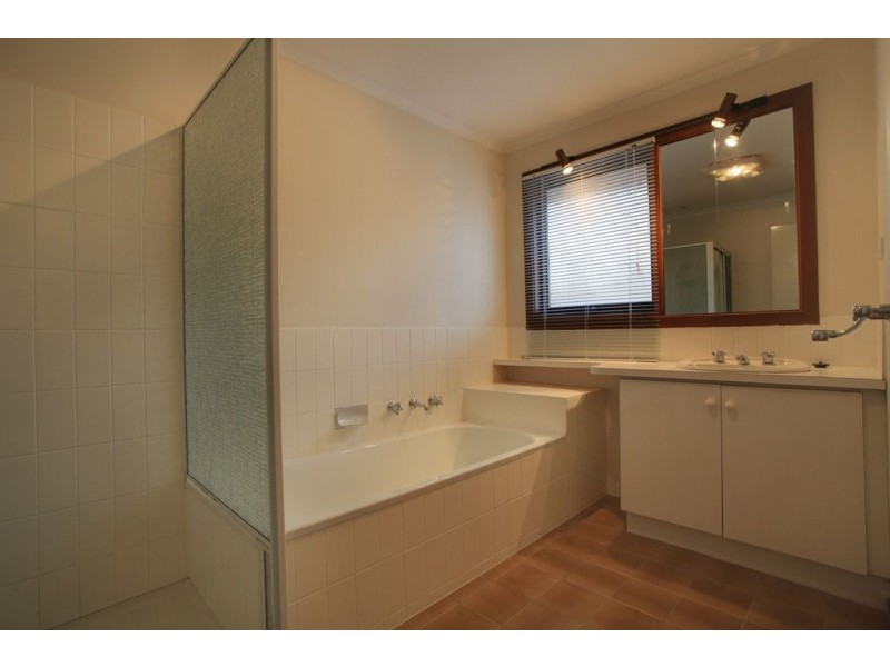 6/9-11 Elmhurst Road, Bayswater North VIC 3153