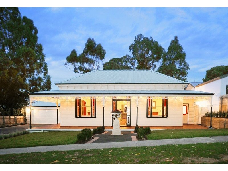 8 Norman Street, The Basin VIC 3154