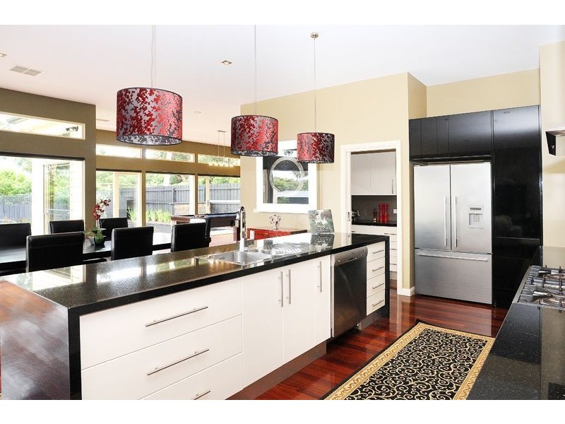 8 Norman Street, The Basin VIC 3154