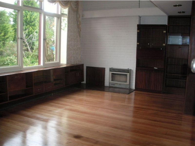 14 Highmoor Avenue, Bayswater VIC 3153