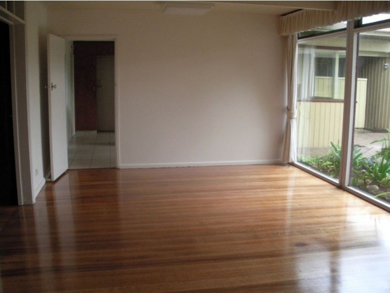 14 Highmoor Avenue, Bayswater VIC 3153