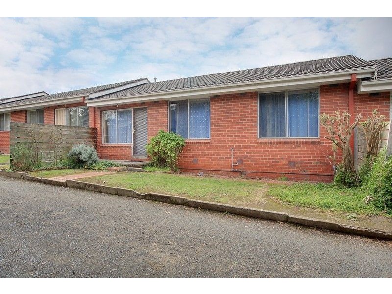 2/1 Bowen Street, Ferntree Gully VIC 3156