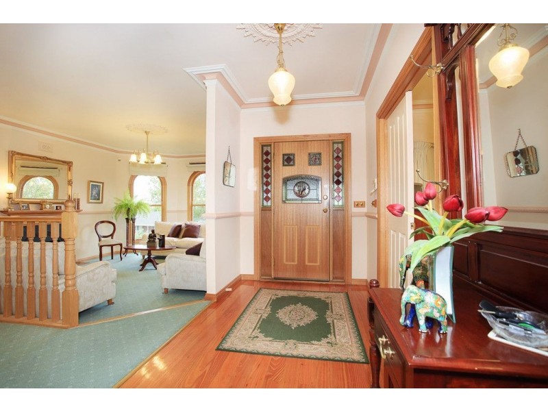 7 Coventry Place, Bayswater VIC 3153