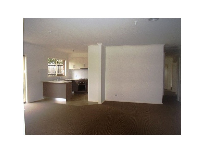 2/11 Quinn Court, Rowville VIC 3178