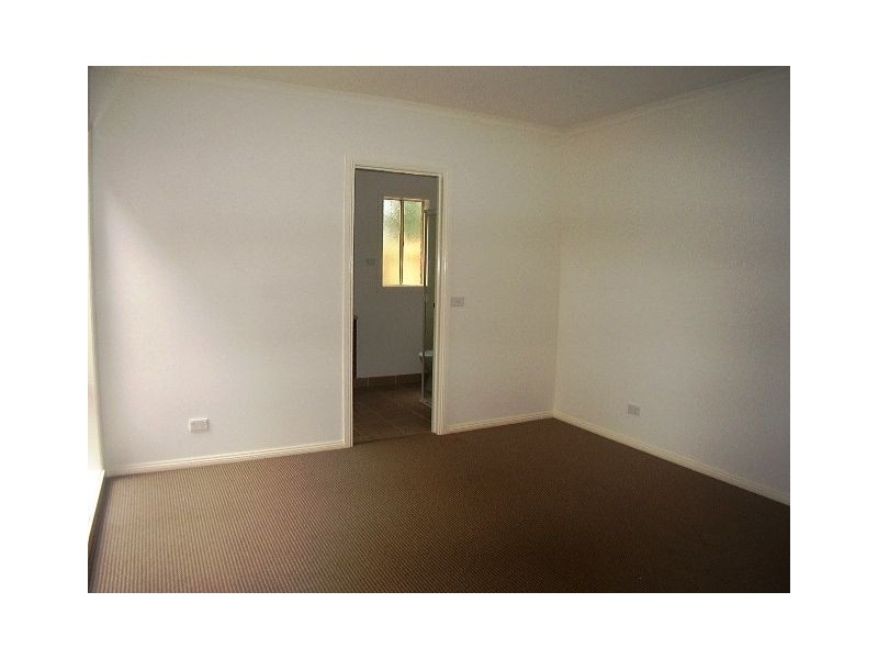 2/11 Quinn Court, Rowville VIC 3178