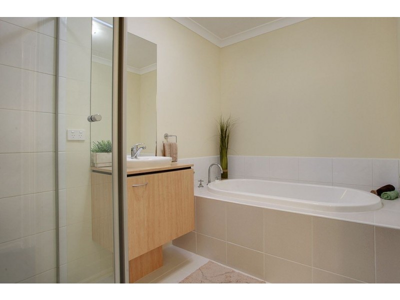 7 Riparian Way, Ferntree Gully VIC 3156