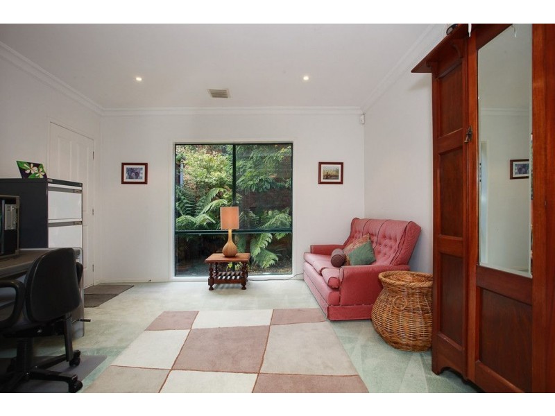 32 Castricum Place, Ferntree Gully VIC 3156