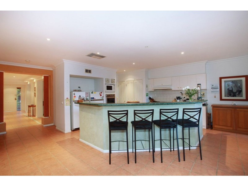 32 Castricum Place, Ferntree Gully VIC 3156