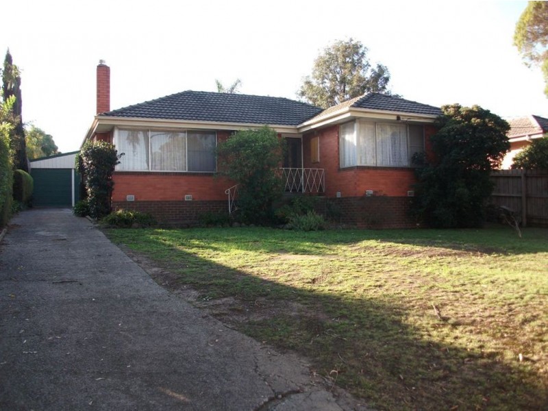 42 Lynn Drive, Ferntree Gully VIC 3156