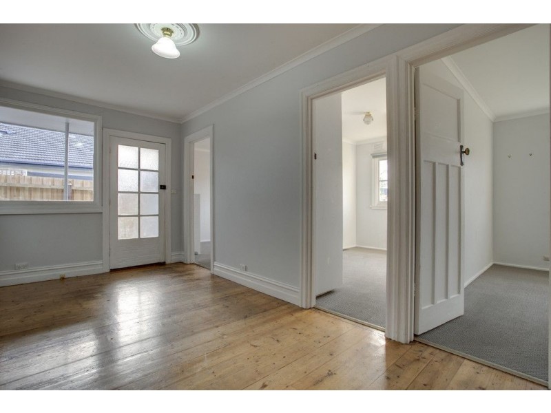 1/2 Parry Street, Croydon VIC 3136