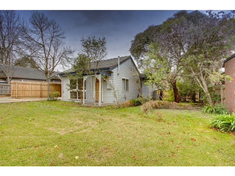 1/2 Parry Street, Croydon VIC 3136