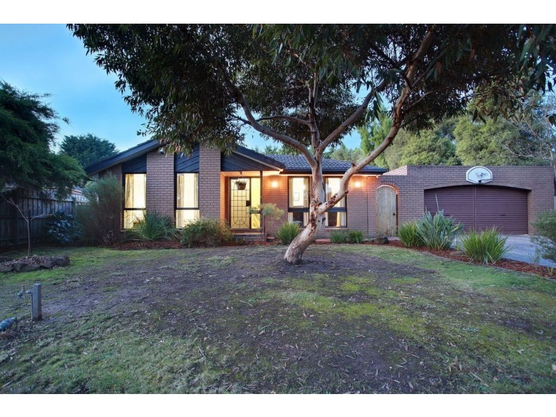 16 Parkstone Drive, Bayswater North VIC 3153