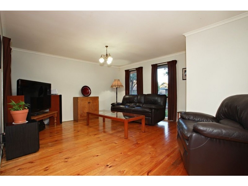16 Parkstone Drive, Bayswater North VIC 3153