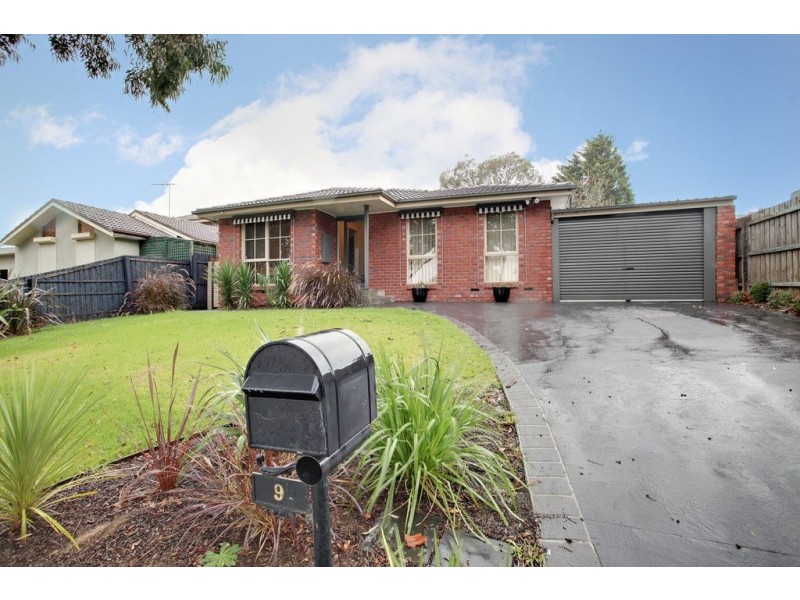 9 Kedleston Way, Rowville VIC 3178