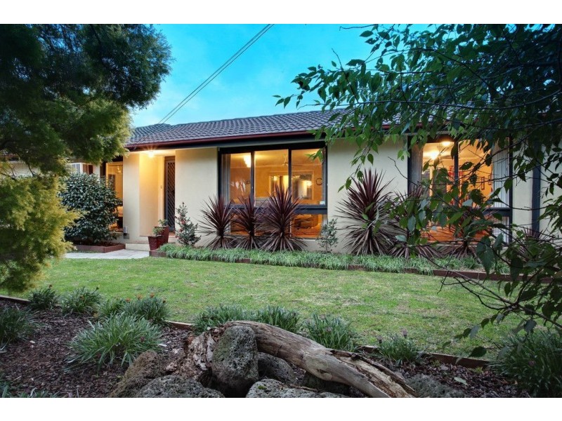 55 Bursaria Avenue, Ferntree Gully VIC 3156