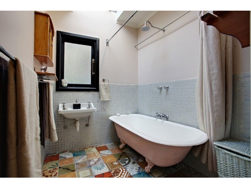 23 Bowen Avenue, The Basin VIC 3154