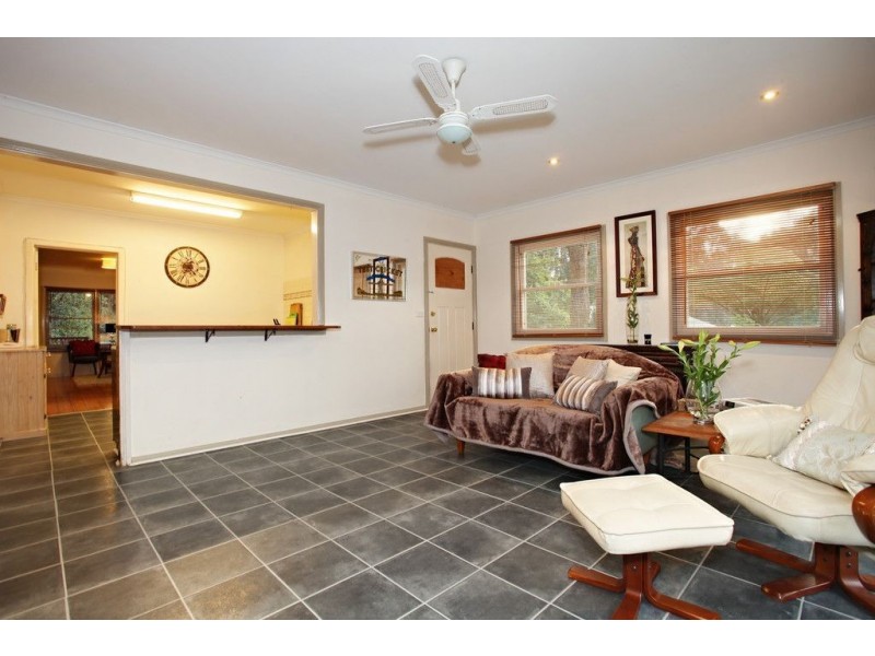 23 Bowen Avenue, The Basin VIC 3154