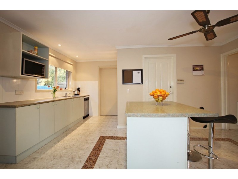 37 Blandford Crescent, Bayswater North VIC 3153