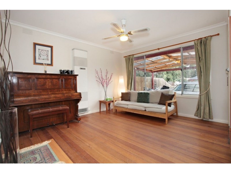 2/21 McDonald Crescent, Boronia VIC 3155
