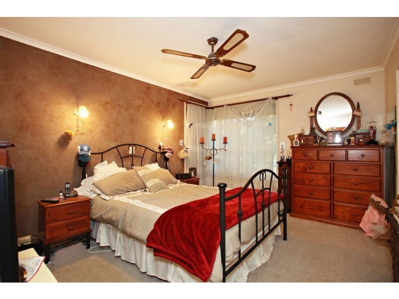 30 Ross Street, Ferntree Gully VIC 3156