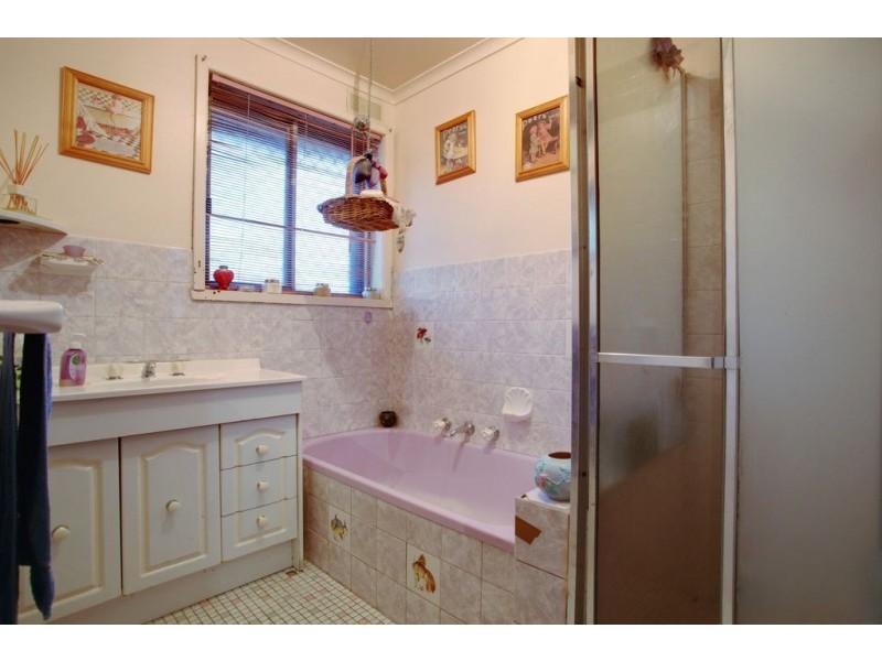 30 Ross Street, Ferntree Gully VIC 3156