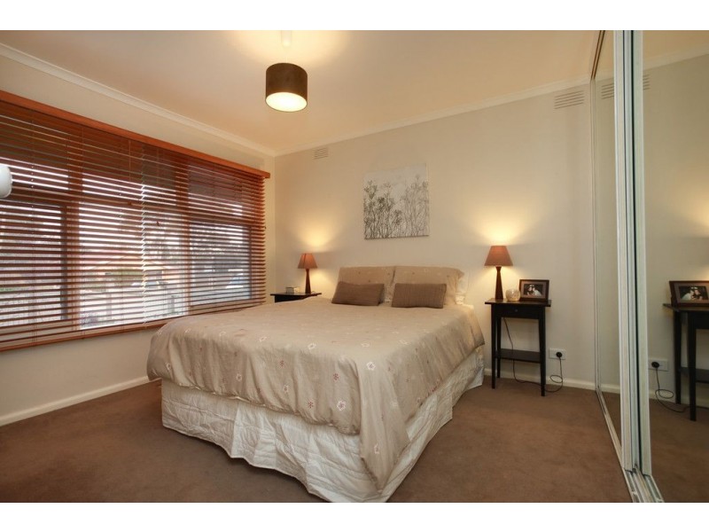 1/47 King Parade, Knoxfield VIC 3180