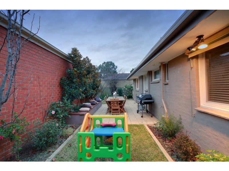 1/47 King Parade, Knoxfield VIC 3180