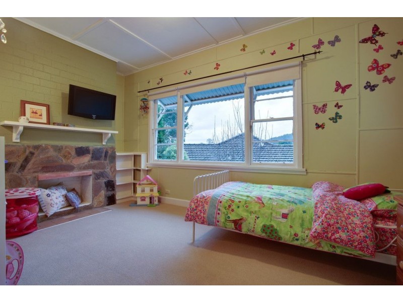 44 Janiesleigh Road, Upper Ferntree Gully VIC 3156