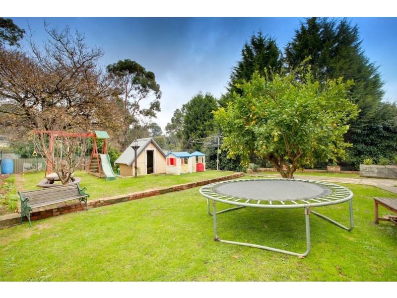 44 Janiesleigh Road, Upper Ferntree Gully VIC 3156