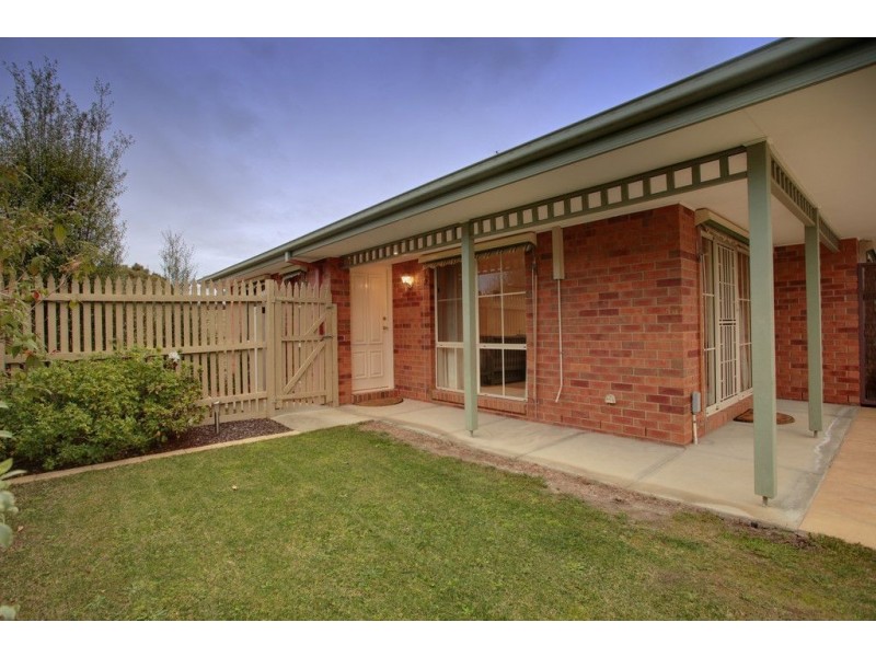1 Cameron Close, Bayswater VIC 3153