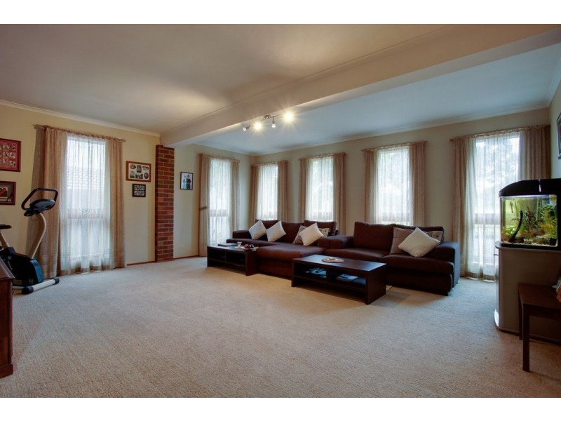 10 Kenross Court, Wantirna VIC 3152