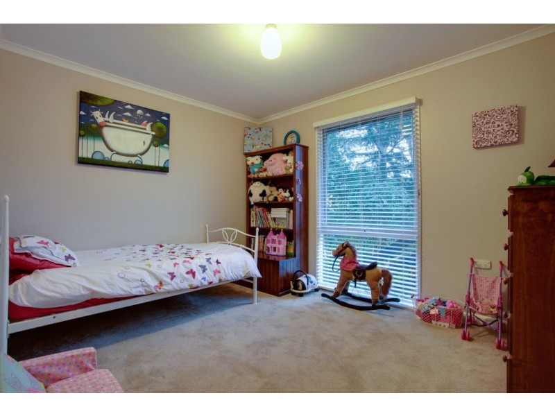 14 Forest View Lane, Upper Ferntree Gully VIC 3156