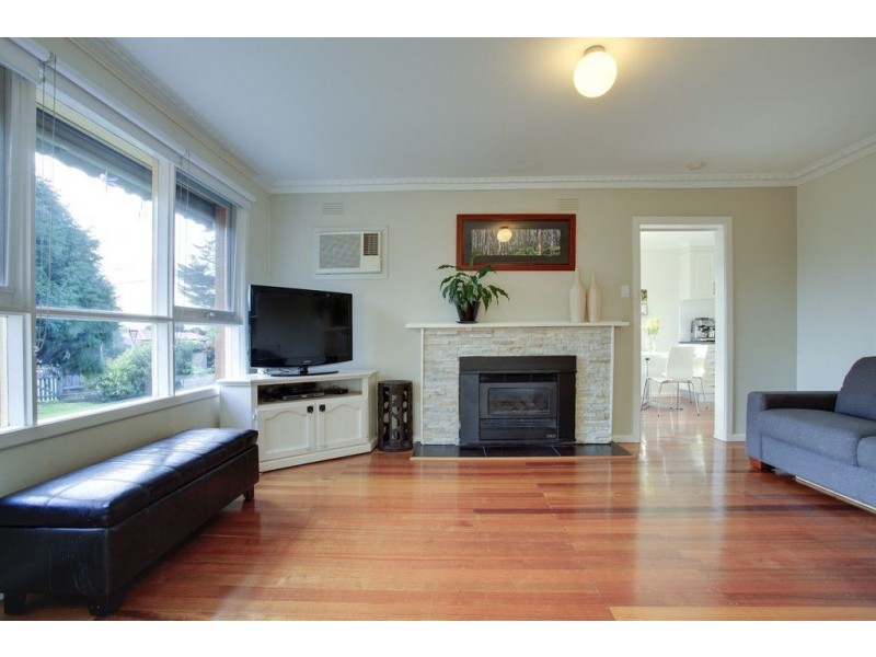 2 Rylstone Street, Ferntree Gully VIC 3156