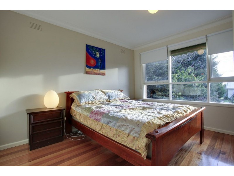 2 Rylstone Street, Ferntree Gully VIC 3156