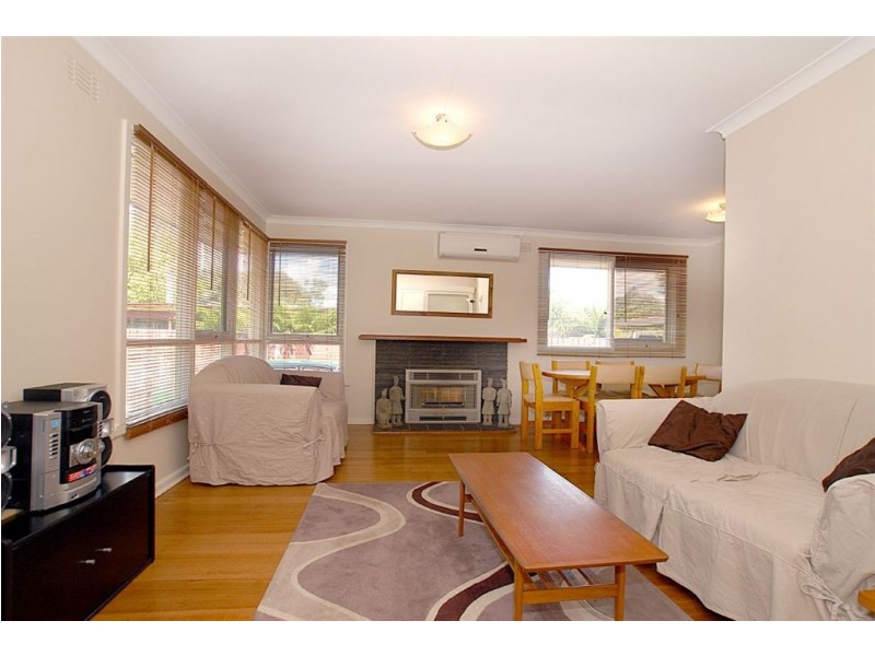 9 White Avenue, Bayswater North VIC 3153