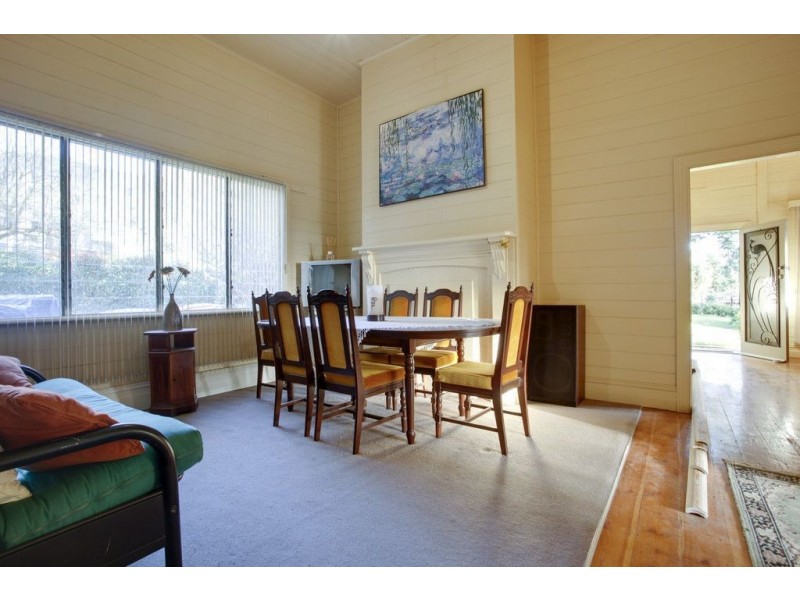 19 Olivebank Road, Ferntree Gully VIC 3156