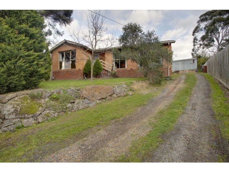 19 Wilhelma Avenue, Bayswater VIC 3153