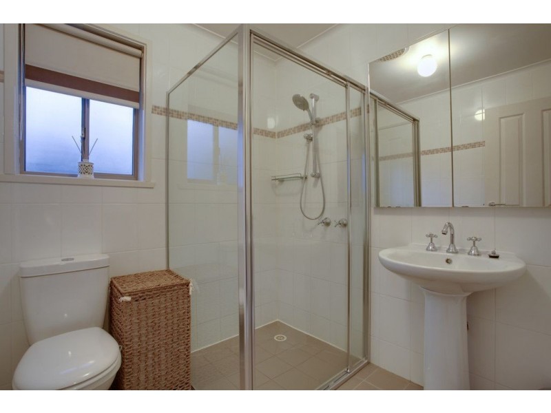 2 Strathmiglo Court, Bayswater North VIC 3153